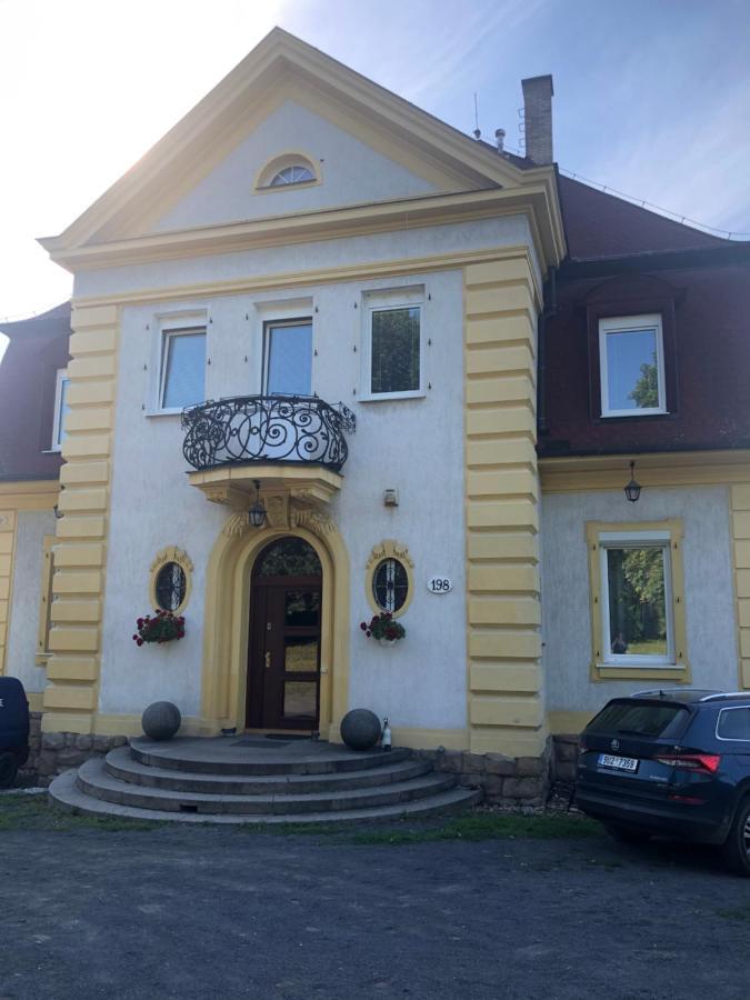 Ubytování v soukromí rodinné vily v Děčíně Exterior foto